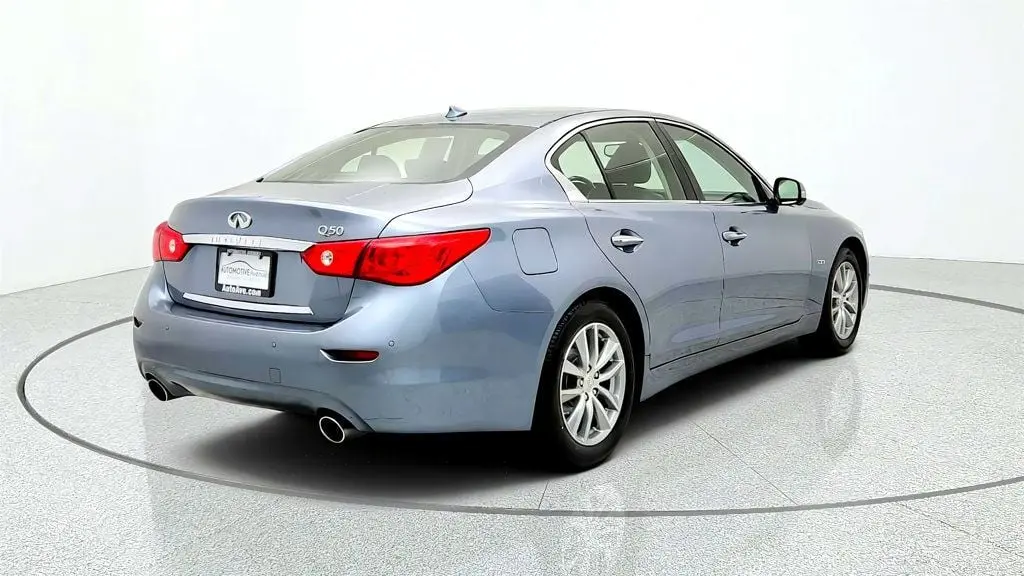 2017 INFINITI Q50 - $13,895
