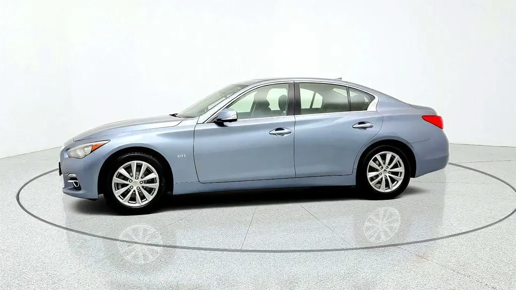 2017 INFINITI Q50 - $13,895