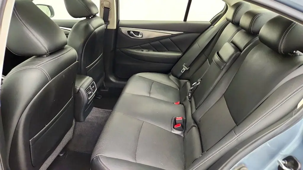 2017 INFINITI Q50 - $13,895