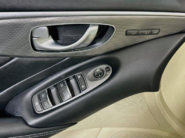 2016 INFINITI Q50 - $9,995