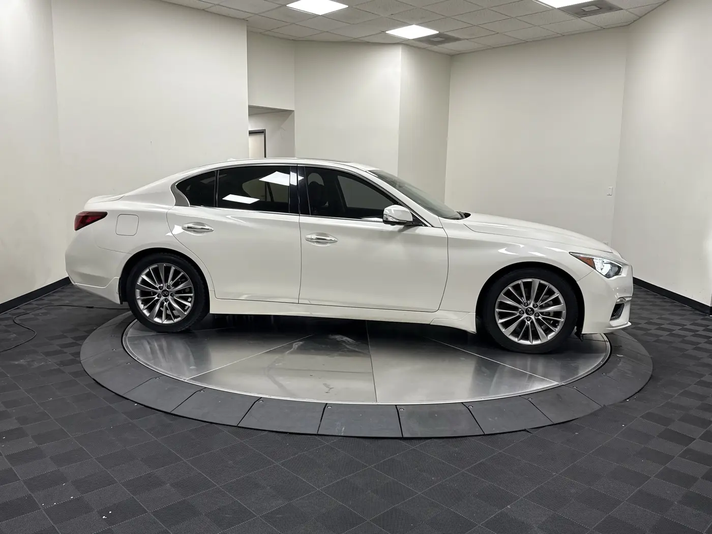 2023 INFINITI Q50 - $27,950
