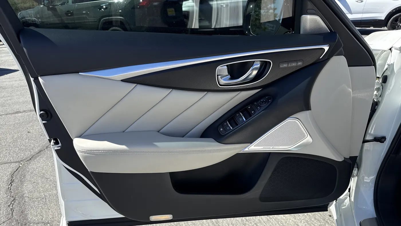 2023 INFINITI Q50 Sensory