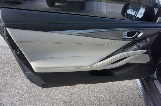 2017 INFINITI Q60 - $12,500