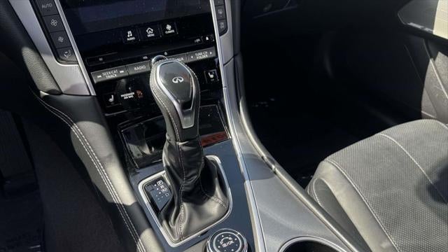 2018 INFINITI Q60 3.0T Luxe