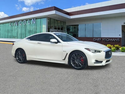 Photo of a 2017 Infiniti Q60 AWD Red Sport 400 2DR Coupe for sale