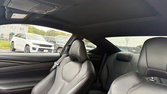 2022 INFINITI Q60 Red Sport 400