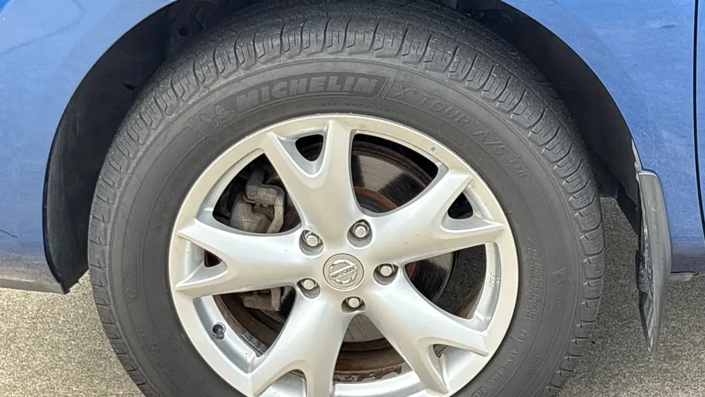 2009 Nissan Rogue S