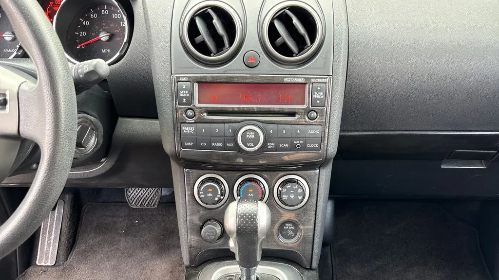 2009 Nissan Rogue S