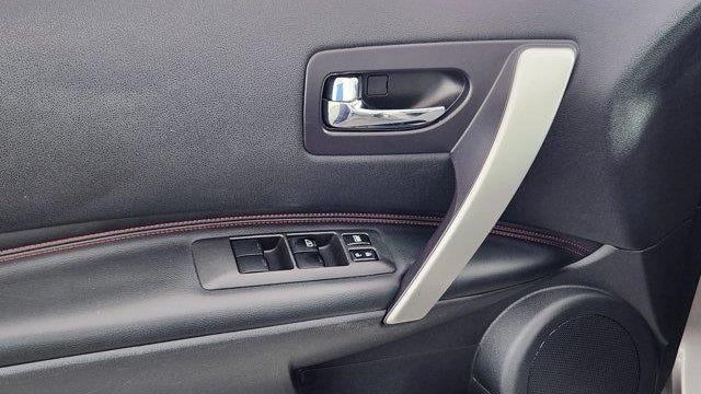 2009 Nissan Rogue S