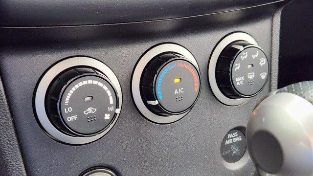 2009 Nissan Rogue S