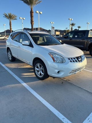 2011 Nissan Rogue with Pearl White Exterior