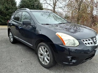 2011 Nissan Rogue with Super Black Exterior
