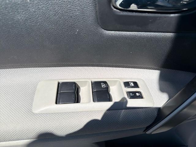 2014 Nissan Rogue - $7,901