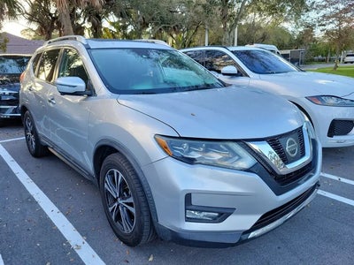 Photo of a 2017 Nissan Rogue for sale