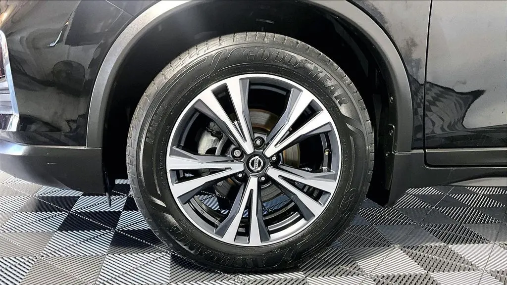 2019 Nissan Rogue S