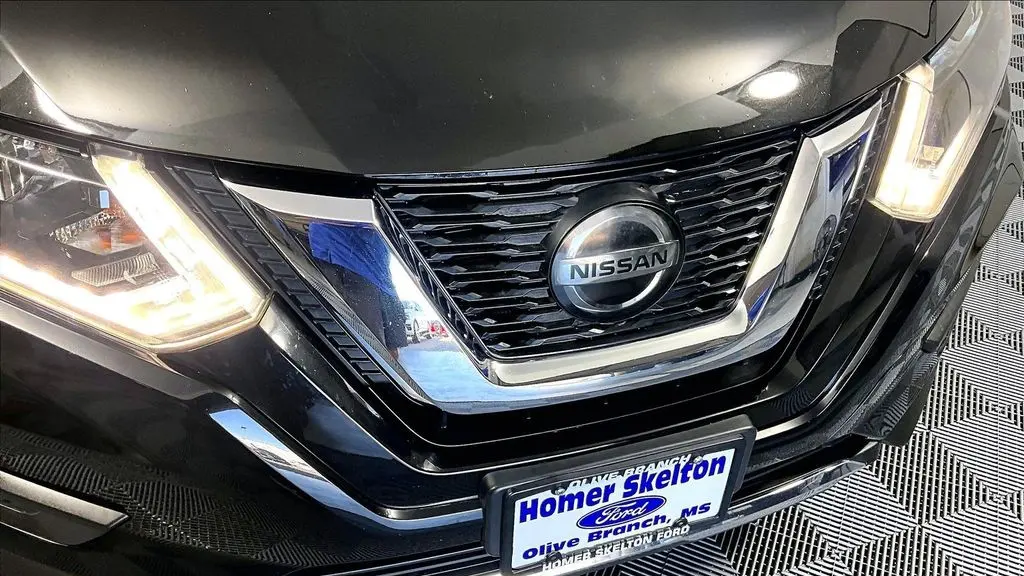 2019 Nissan Rogue S
