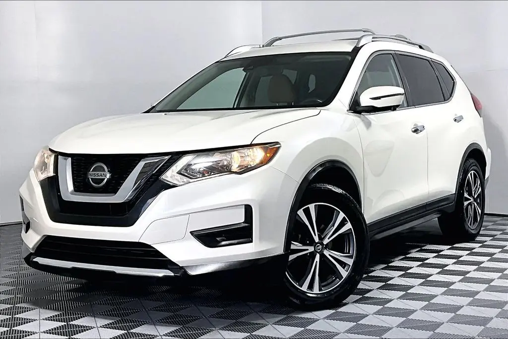 2019 Nissan Rogue - $18,241