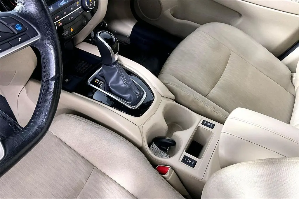 2019 Nissan Rogue - $18,241