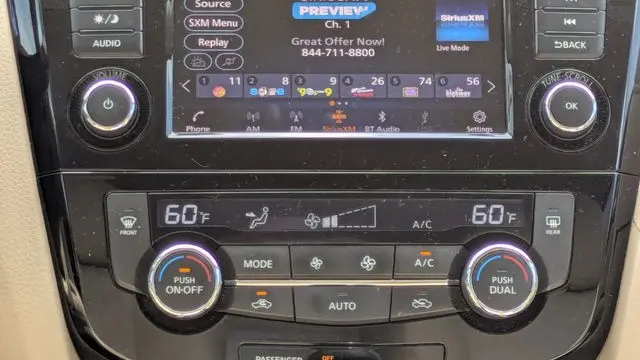 2019 Nissan Rogue S