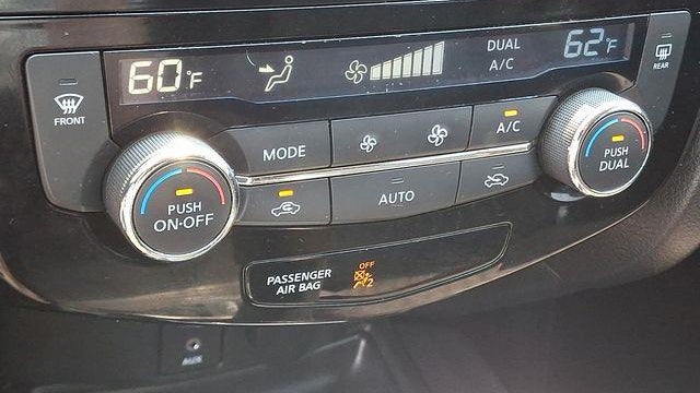 2017 Nissan Rogue S