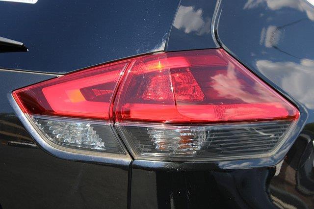 2018 Nissan Rogue - $13,738