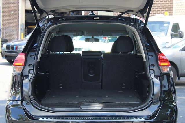 2018 Nissan Rogue - $13,738