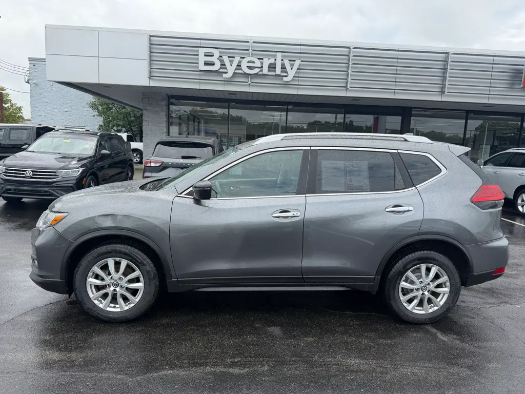 2017 Nissan Rogue - $10,995