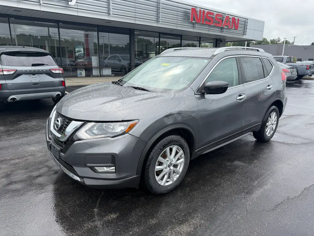 2017 Nissan Rogue - $10,995