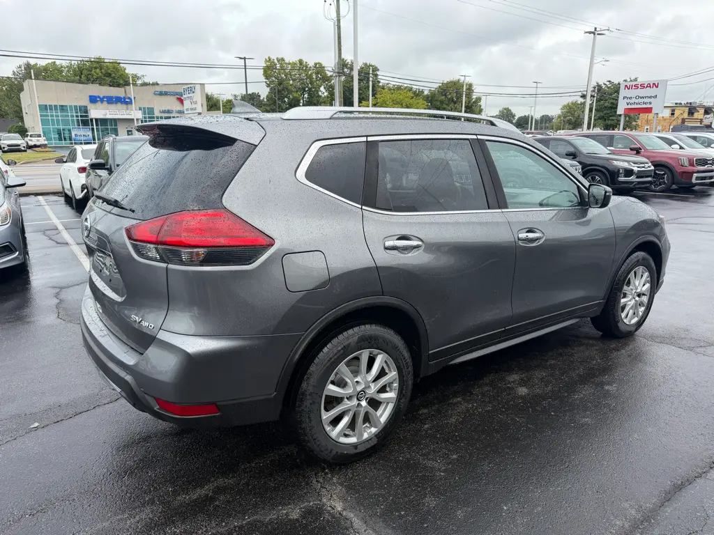 2017 Nissan Rogue - $10,995