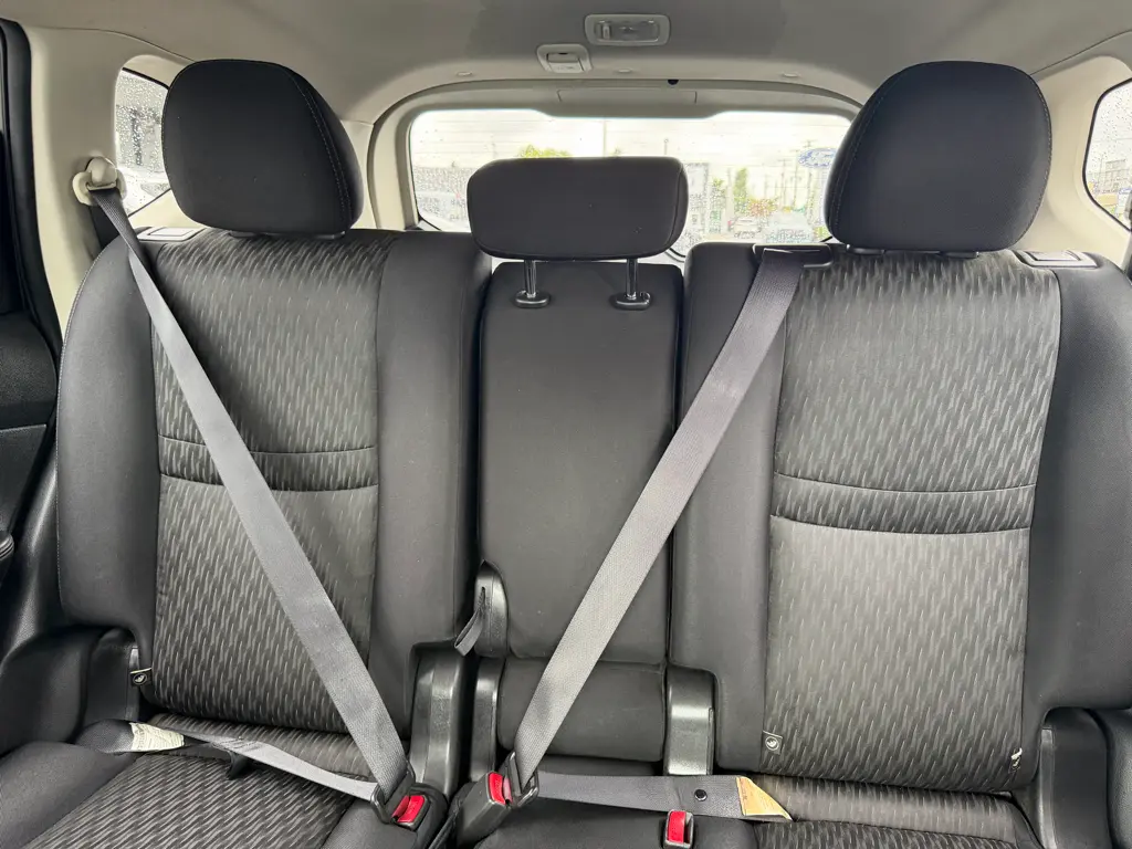 2017 Nissan Rogue - $10,995