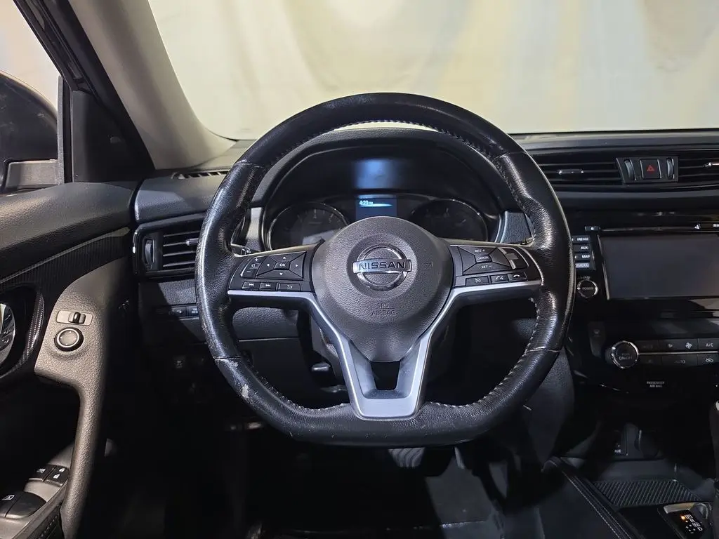 2017 Nissan Rogue - $14,781