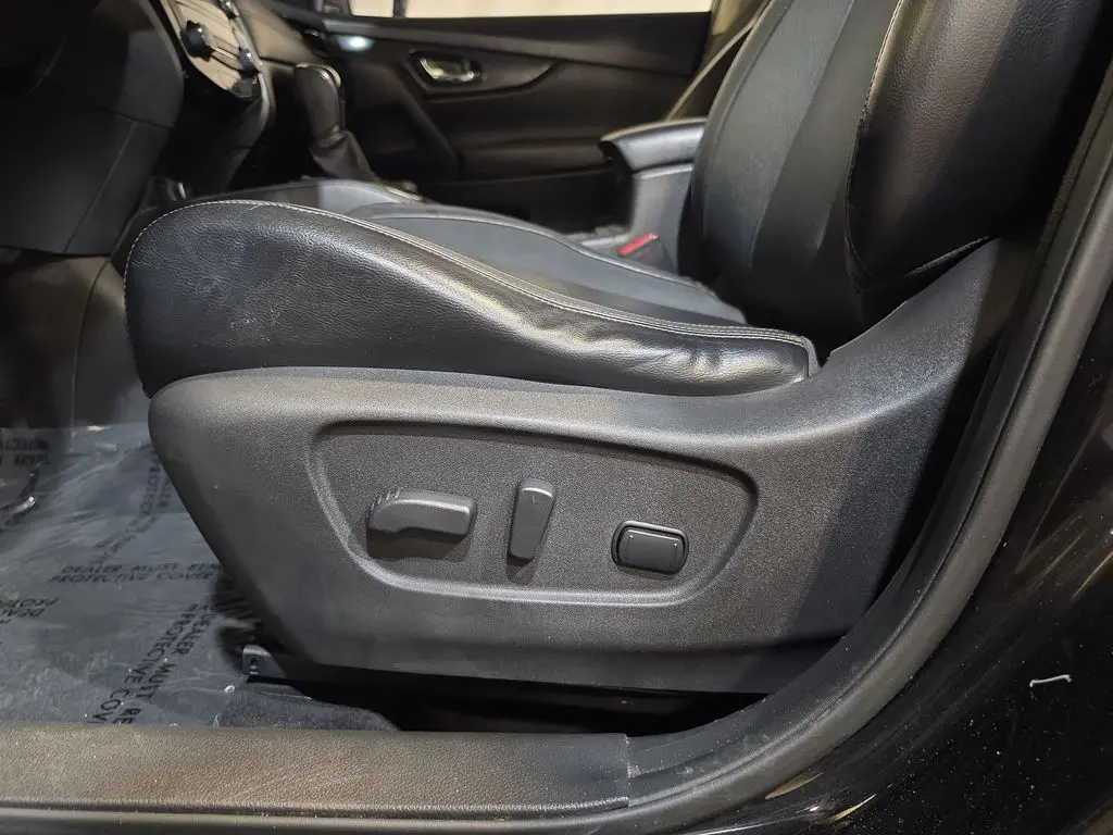 2017 Nissan Rogue - $14,781