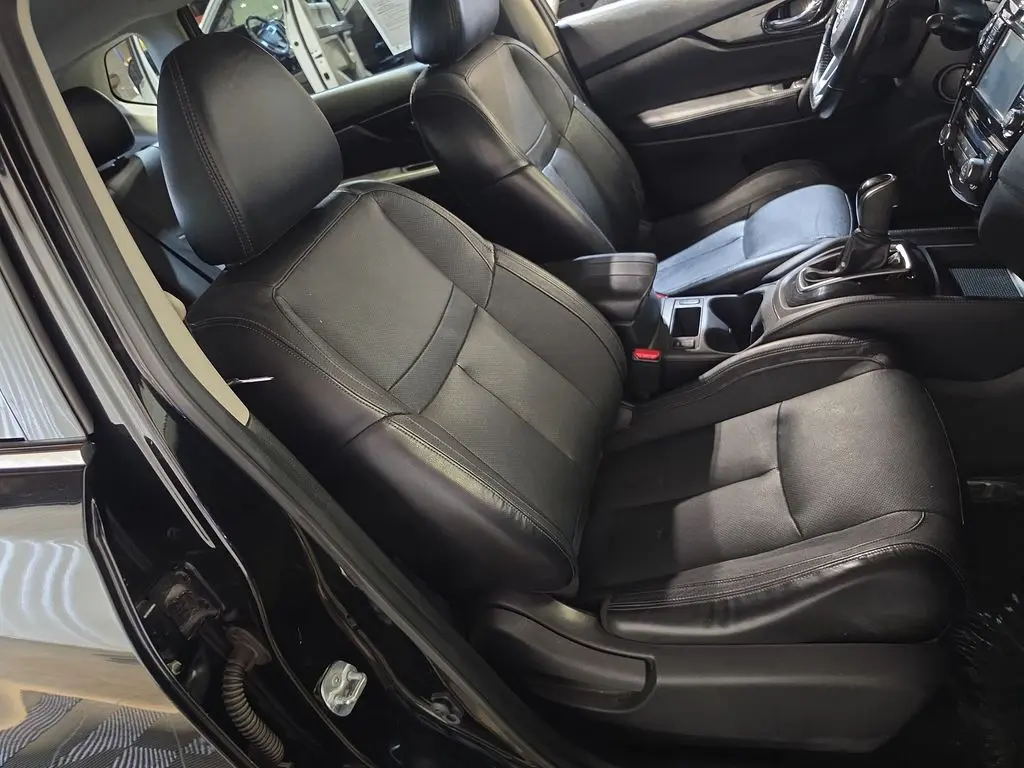 2017 Nissan Rogue - $14,781