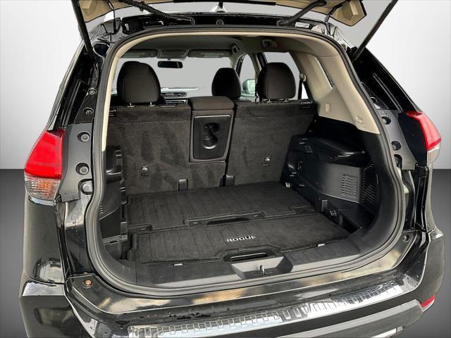 2017 Nissan Rogue - $12,995