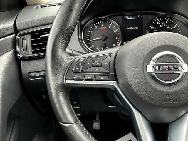 2017 Nissan Rogue - $12,995