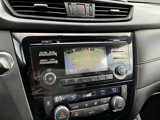 2017 Nissan Rogue - $12,995