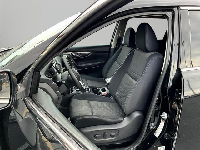 2017 Nissan Rogue - $12,995