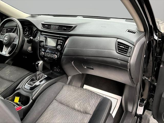 2017 Nissan Rogue - $12,995