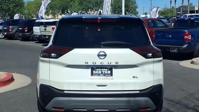 2021 Nissan Rogue SL