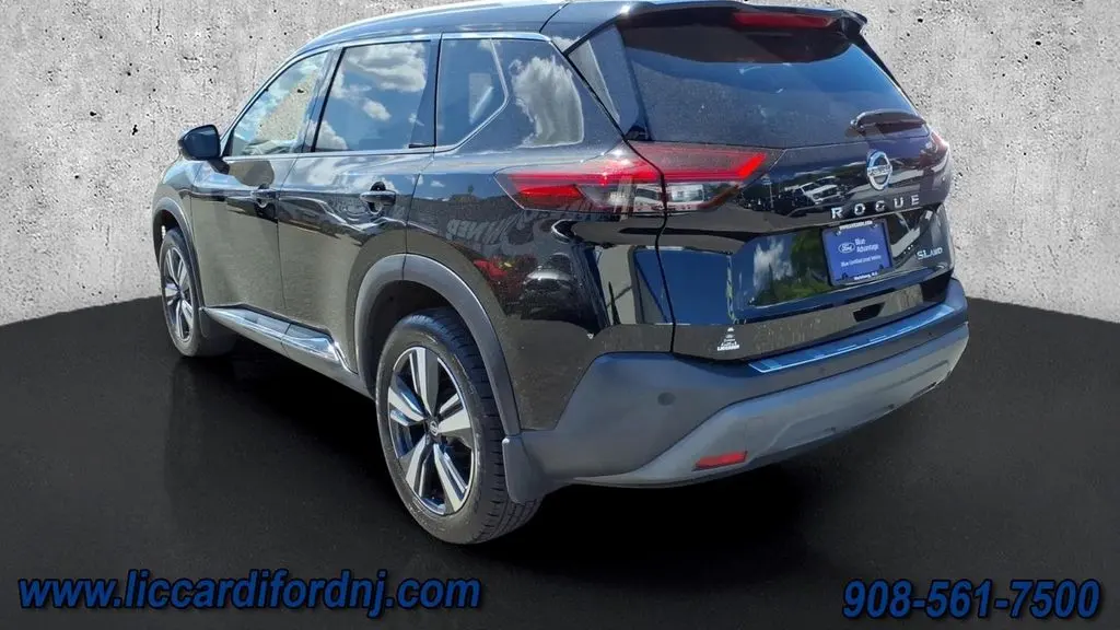 2021 Nissan Rogue SL