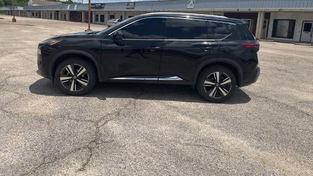2021 Nissan Rogue Platinum