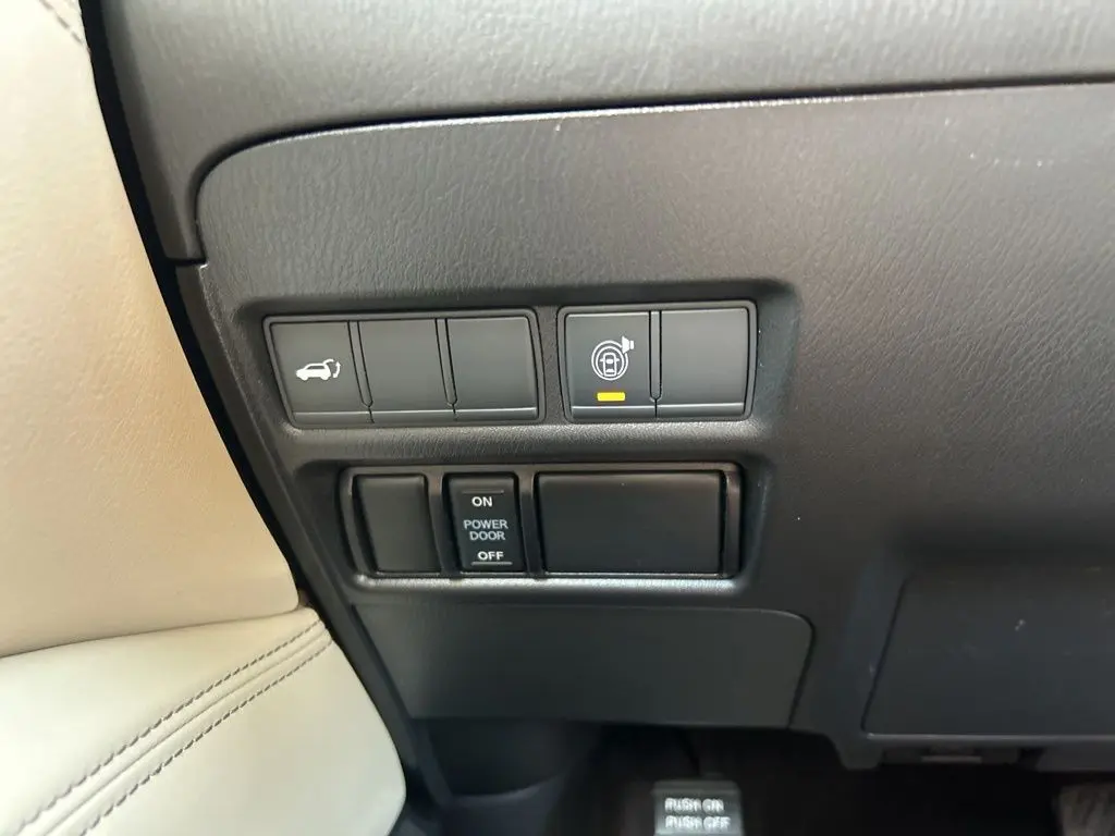 2022 Nissan Armada - $21,998