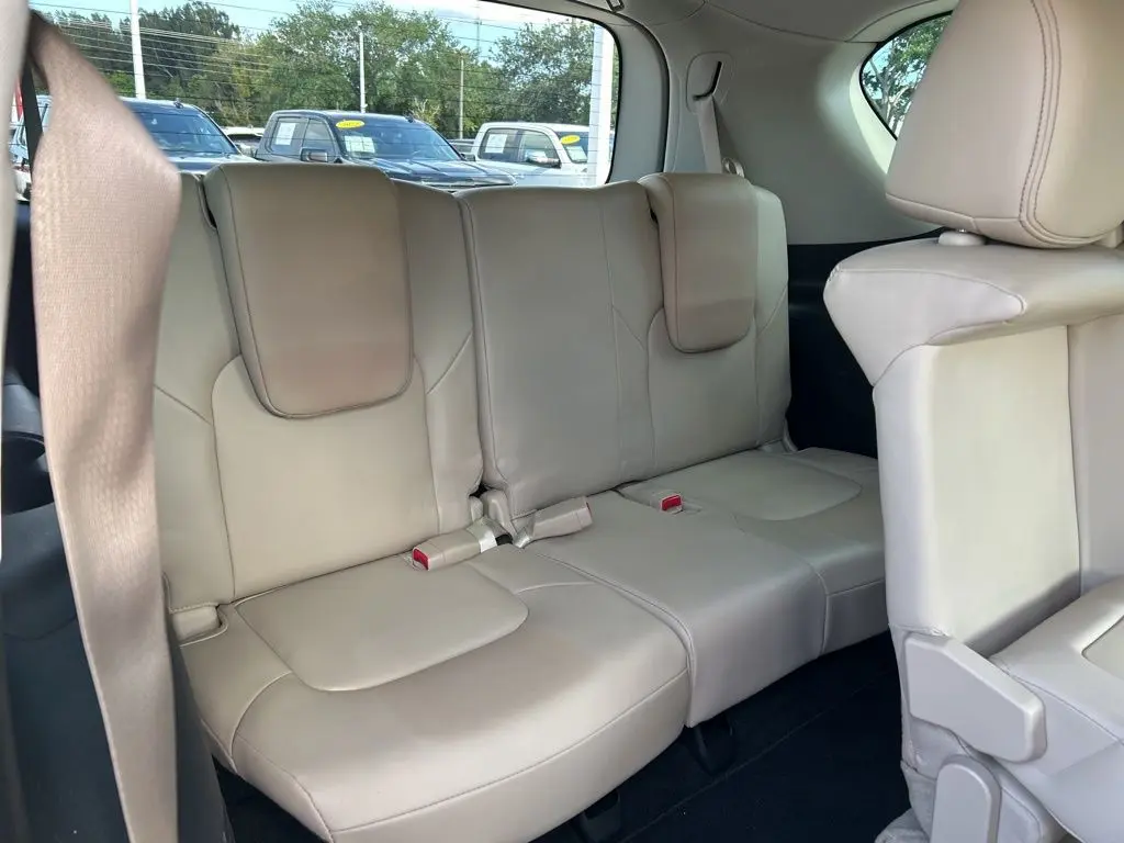 2022 Nissan Armada - $21,998