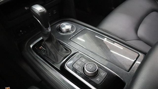 2024 Nissan Armada SV