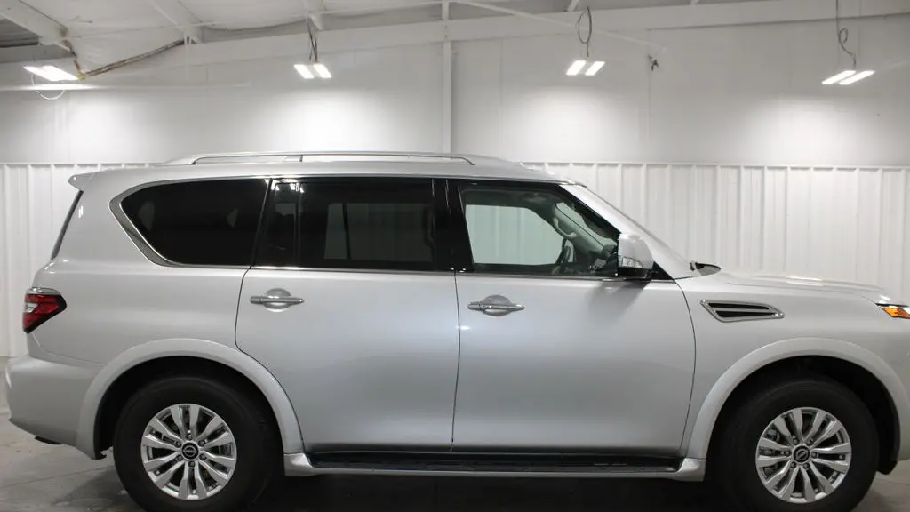 2024 Nissan Armada SV