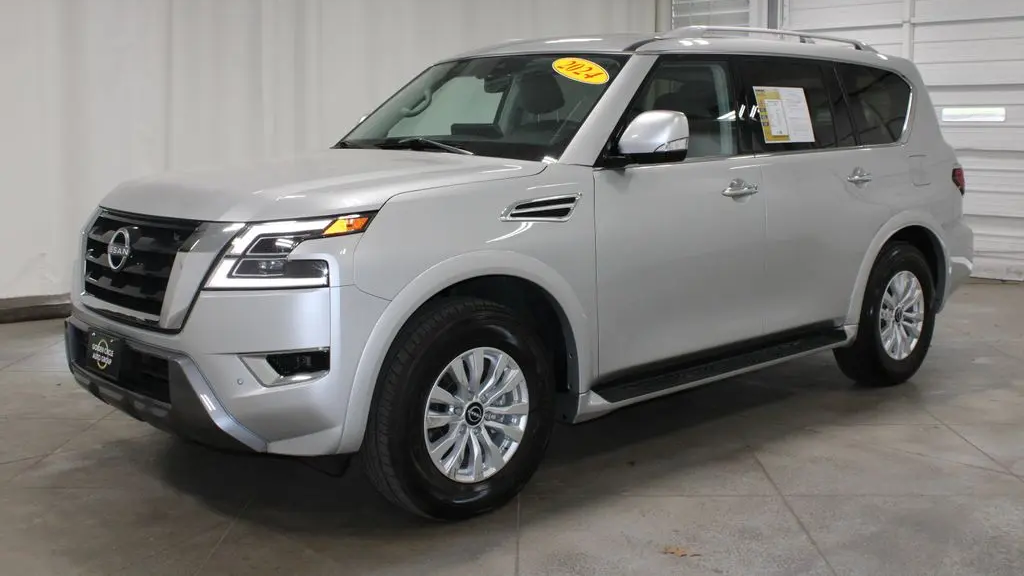 2024 Nissan Armada SV