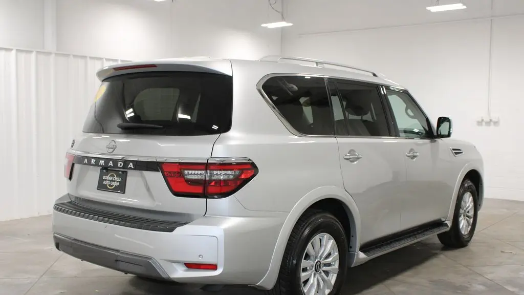 2024 Nissan Armada SV