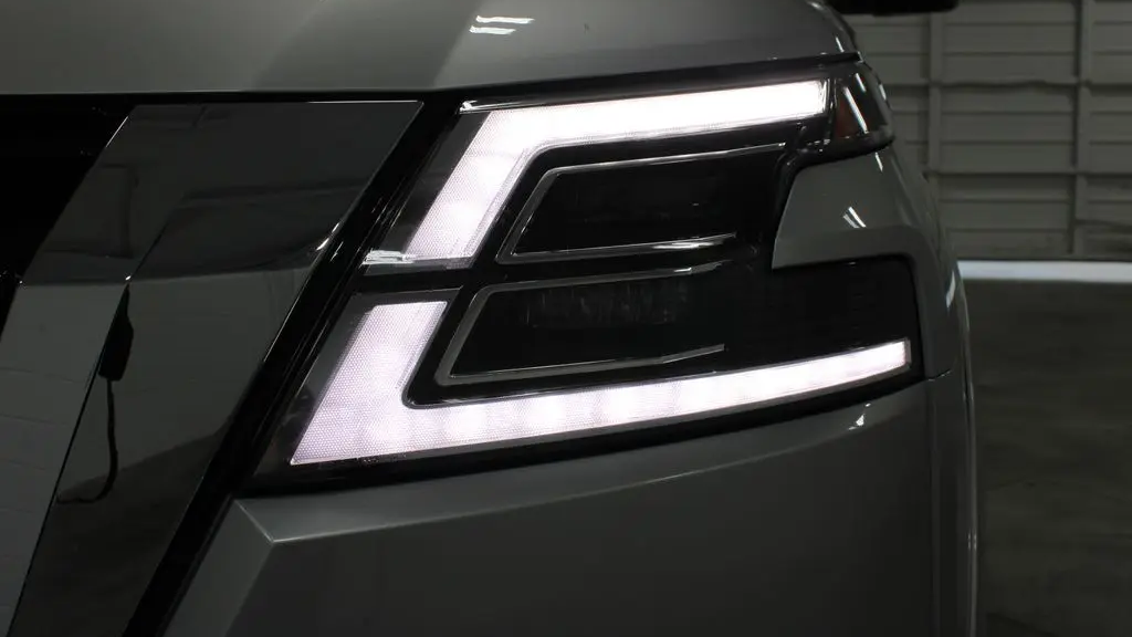 2024 Nissan Armada SV
