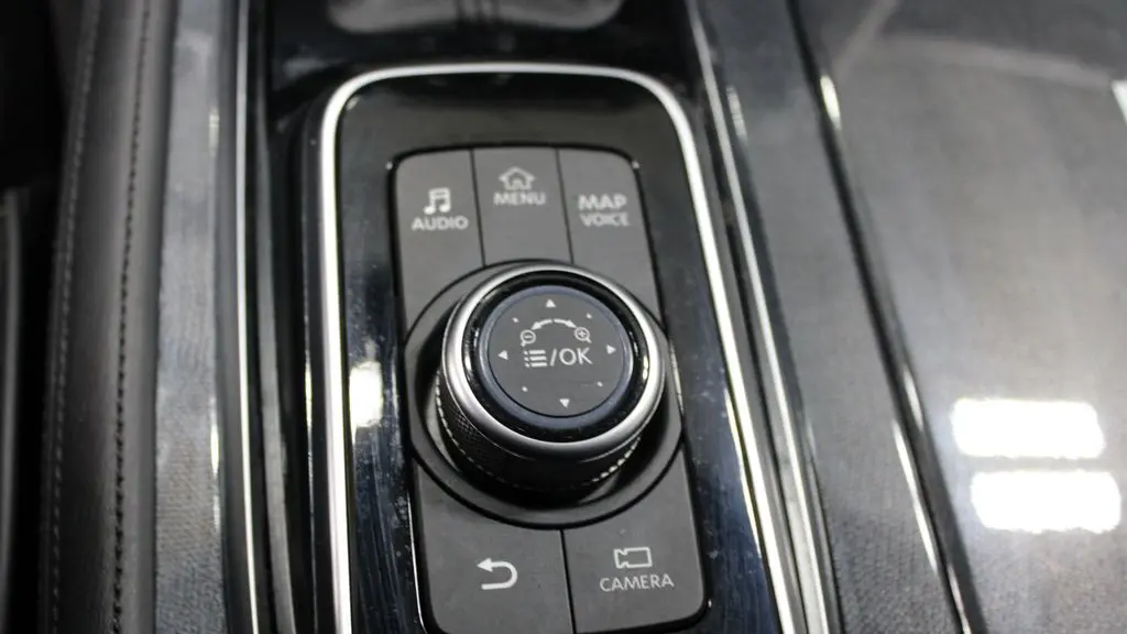 2024 Nissan Armada SV