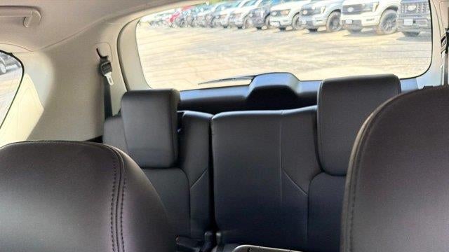 2024 Nissan Armada SV